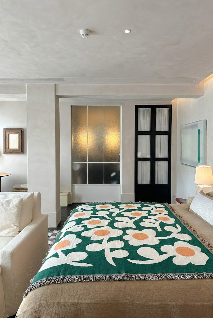 Retro Floral Throw Blanket